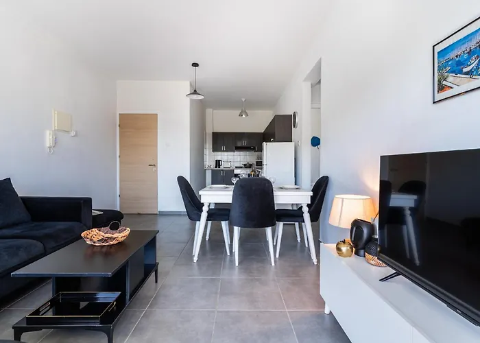 דירה Phoenix 2-bedroom